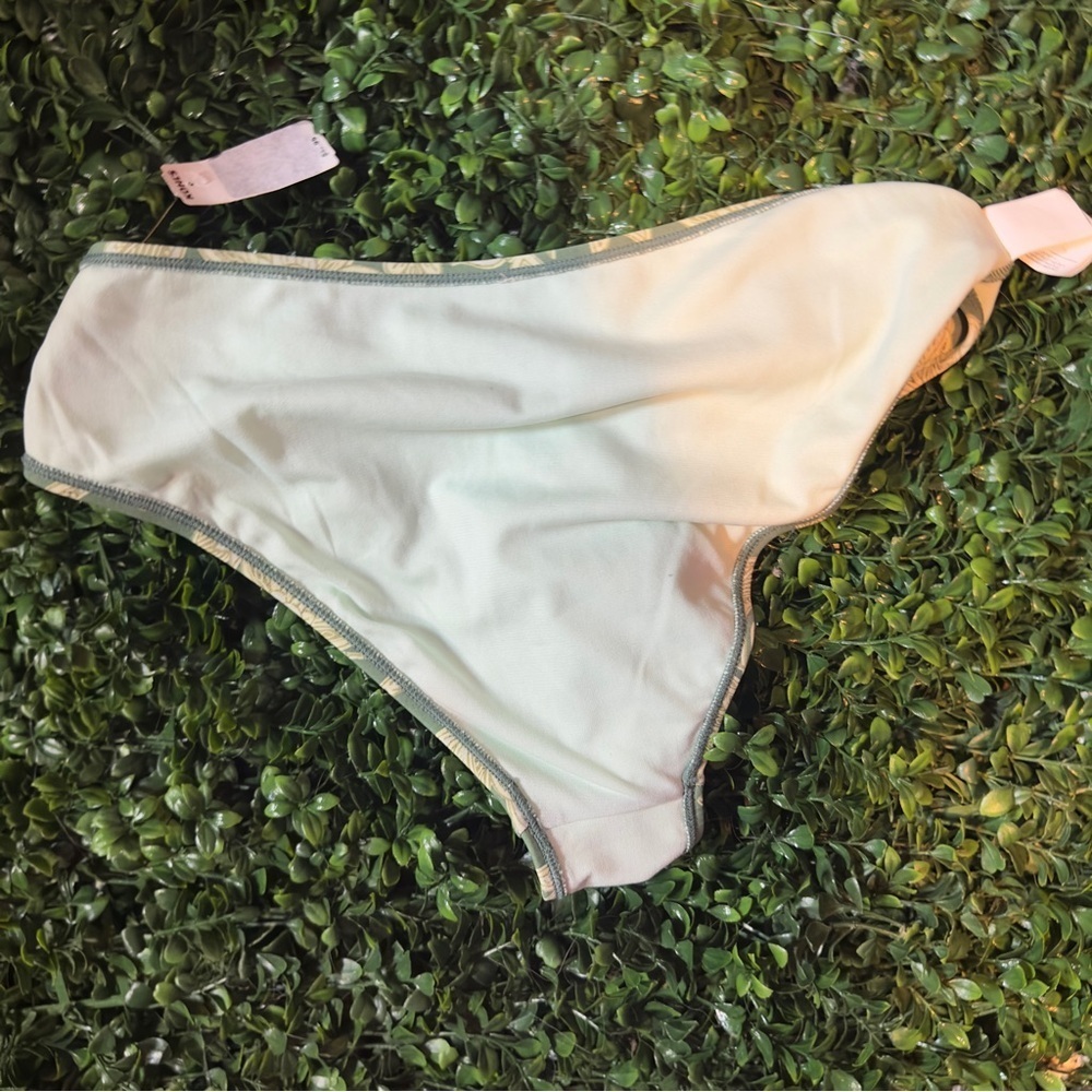 Green Patterned Bikini Bottom - Picture 2 of 4